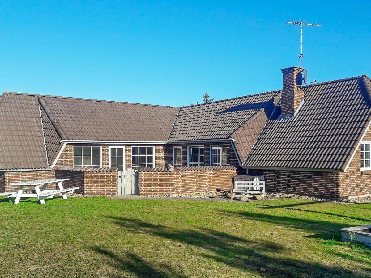10 Person Holiday Home In Bl Vand Blåvand Zewnętrze zdjęcie