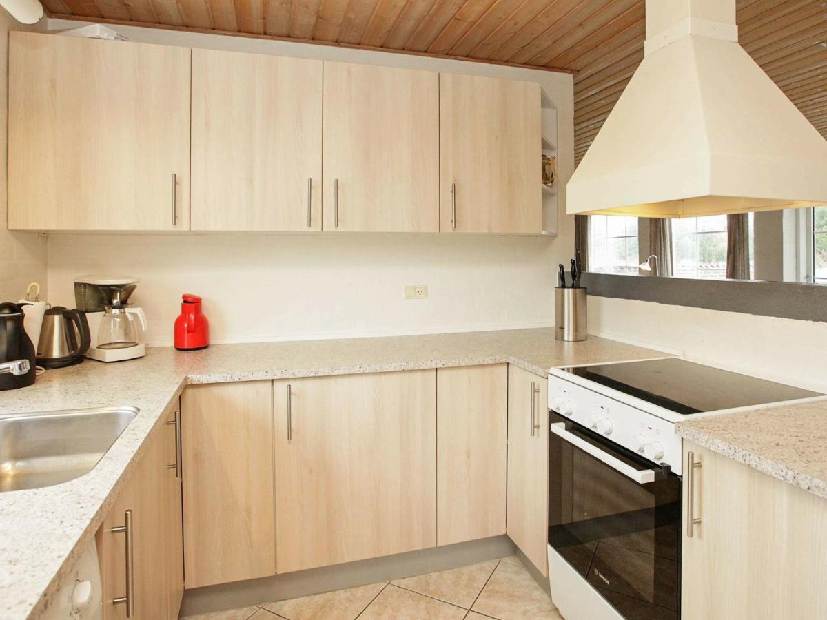 10 Person Holiday Home In Bl Vand Blåvand Zewnętrze zdjęcie